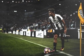 足彩网|宿命之夜圣西罗，红黑军团杯赛战线全面溃败，联赛已成最后救赎