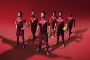 【足彩网首页】英超激战实录，水晶宫对阵曼彻斯特城，主客场差异与球员闪耀时刻