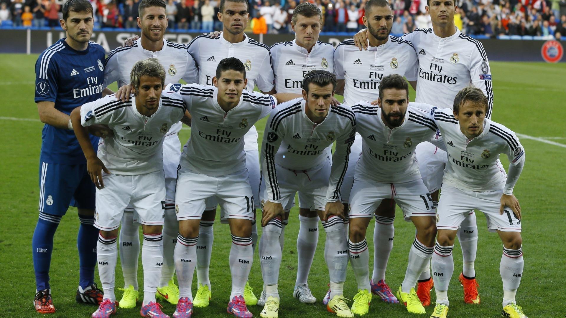 卡里克临时执教战绩亮眼却转正无望？曼联新帅三大硬性条件浮出水面，谁将满足所有标准执掌帅印？